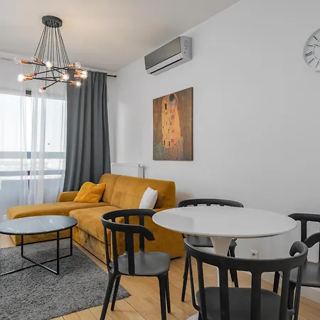 13th Floor Arkadia By Nyx *